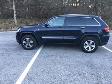 Jeep Grand Cherokee Overland WK2