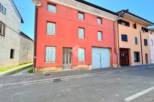 RUSTICO A PRADAMANO