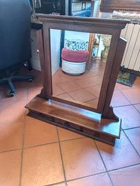 Specchiera inclinabile con cassetti