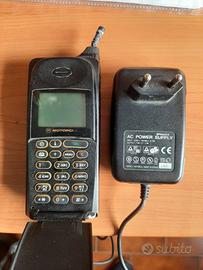 Telefono motorola 8700