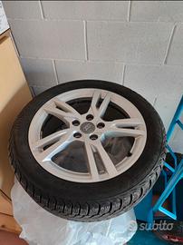 4 cerchi 17 pollici Audi 
con gomme