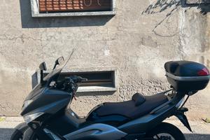 Yamaha TMAX 500