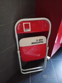 4 Sedie pieghevoli Pantone+sedia in legno nera 