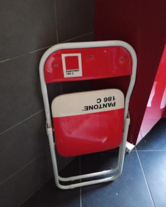 4 Sedie pieghevoli Pantone+sedia in legno nera 