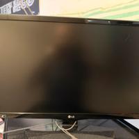 2 tv una samsung 32 pollici e una lg 22 pollici