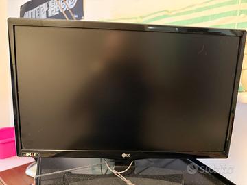 2 tv una samsung 32 pollici e una lg 22 pollici