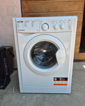 LAVATRICE 6KG SLIM INDESIT EWSC1251WEUN