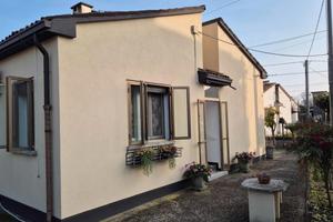 Casa singola ad un piano con 2 camere