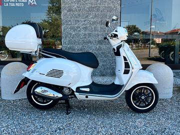Vespa GTS 300 Super