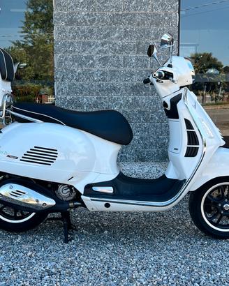 Vespa GTS 300 Super