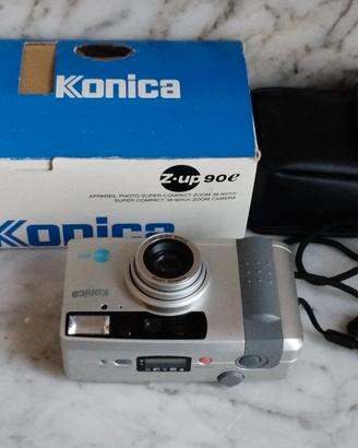 FOTOCAMERA COMPATTA ANALOGICA KONICA Z-UP 90 E