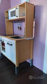 cucina Ikea pronta per giocare