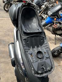 Sella Honda sh300 ribassata anno 2019 leggi