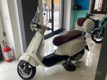 Vespa Primavera 150