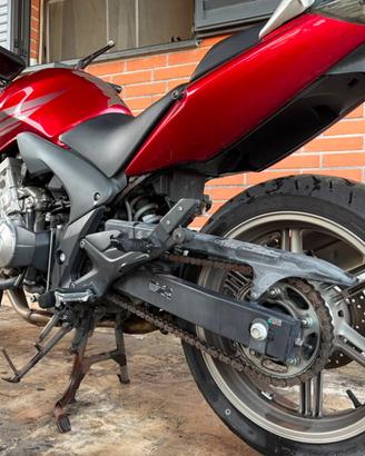 Honda CBF 600N 2008- incidentata -motore avviabile