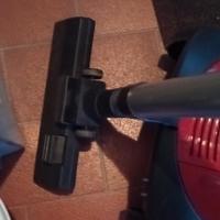 Aspirapolvere Hoover modello Telios con filo