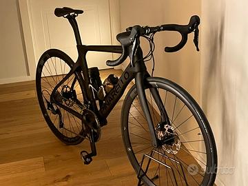 Bici da corsa Pinarello Full Carbon