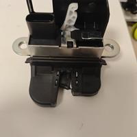 Serratura cofano posteriore VW polo