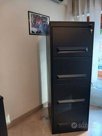 Classificatore in metallo nero