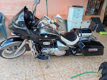 Suzuki vl800