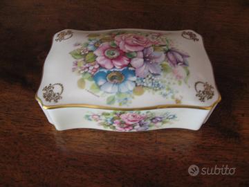 Scatola decorativa in porcellana  "Limoges"