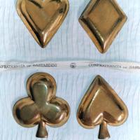 Raro set vintage di 4 posacenere ottone