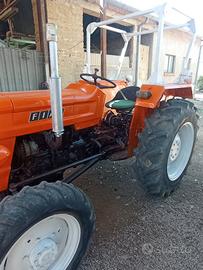 Trattore Fiat 450 DT