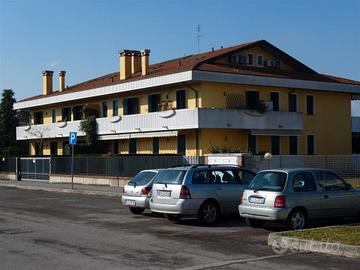 Garages di varia misura