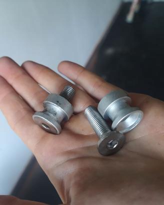Perni cavalletto alza moto ruota posteriore (M8)