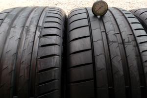 GOMME BRIDGESTONE 295 35 21 255 40 21 NUOVE COD:20