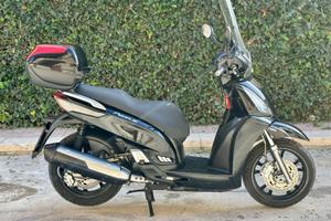 Kymco People S 300i
