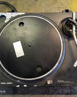 Technics SL-1210 MK2