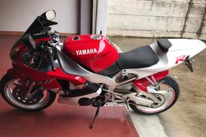 Yamaha YZF - R1 anno 1999