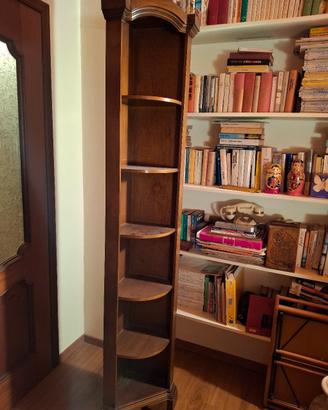 Libreria angolare  in legno 