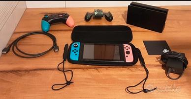 Nintendo Switch (mod. 2022) condizioni eccellenti
