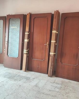 Porte da interno, 4 con vetro, 4 senza