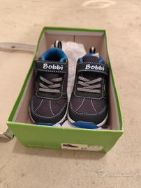 Scarpe per neonati taglia 20