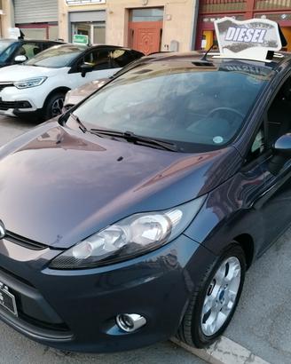 Ford Fiesta Ikon 1.4 TDCi 70CV 5 porte