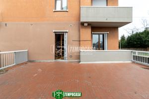 3 LOCALI CON TERRAZZO, BOX E CANTINA!