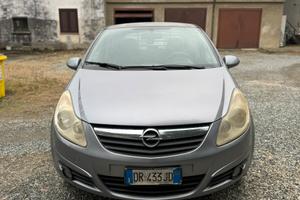 Opel corsa D 1.3 CDTI 75cv