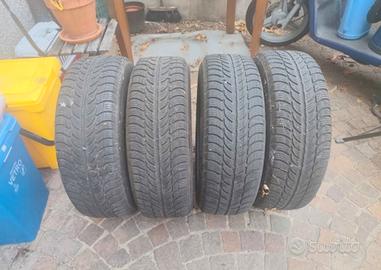 gomme + cerchi r15