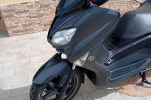 XMAX 250 sport