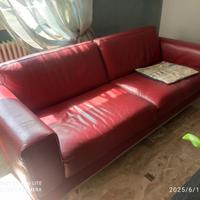 2   DIVANI  PELLE CUOIO  ROSSO SCURO