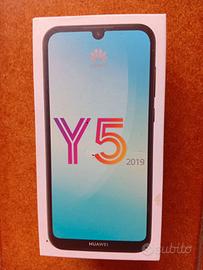 SMARTPHONE CELLULARE HUAWEI Y5 2019