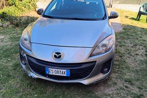 Mazda tre 2013