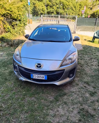Mazda tre 2013