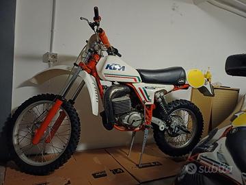 Moto KTM GS 250 