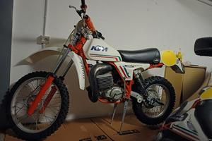 Moto KTM GS 250 
