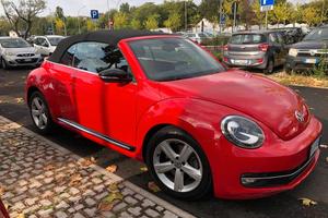 VOLKSWAGEN Maggiolino cabrio - 2013