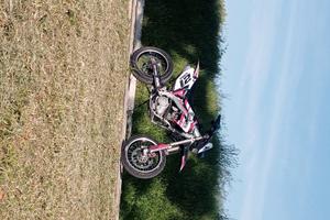 Hm crm f125 4t - 2010